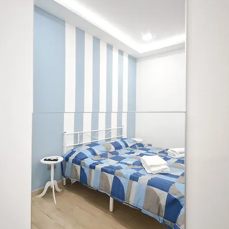 13cat Апартаменты *