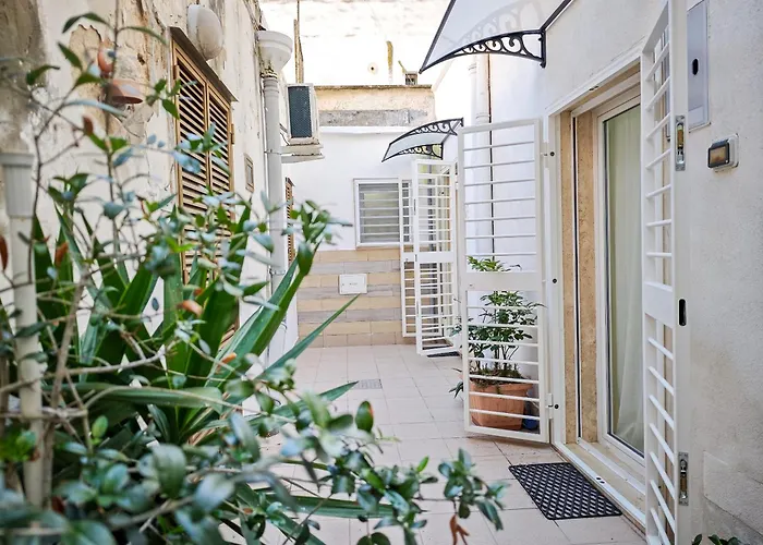 Апартаменты 13cat Бари