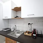 13cat Διαμέρισμα *
